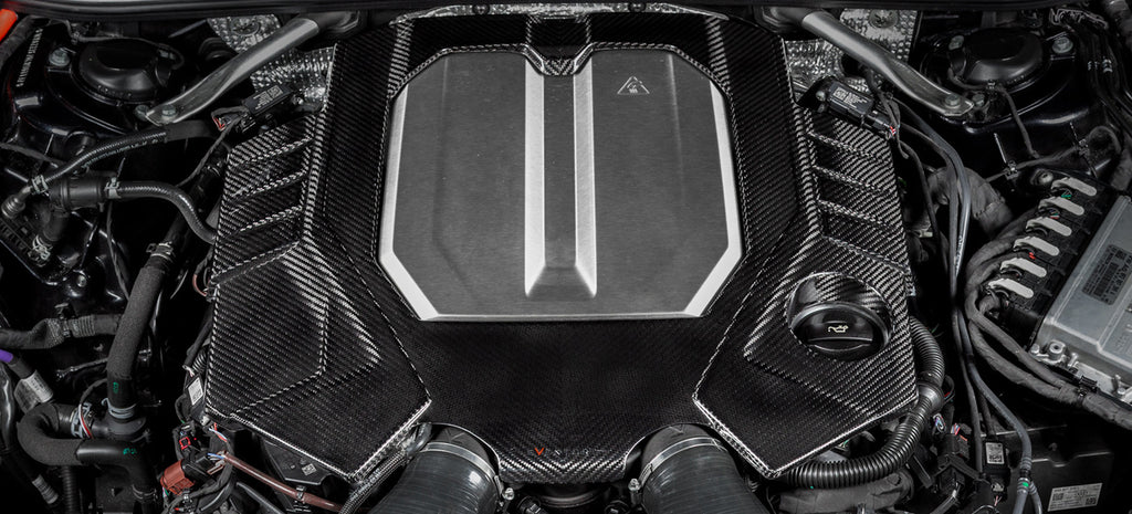 Eventuri Carbon Motorabdeckung für Audi C8 RS6/RS7 carbon matt