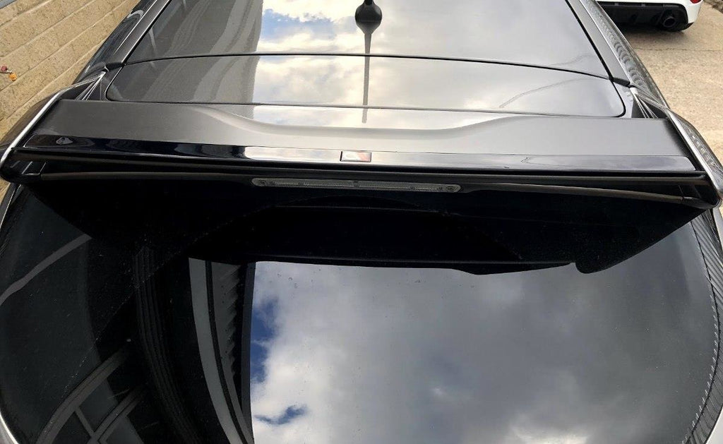Maxton Design Spoiler CAP passend für V.2 Ford Focus RS Mk3 schwarz Hochglanz
