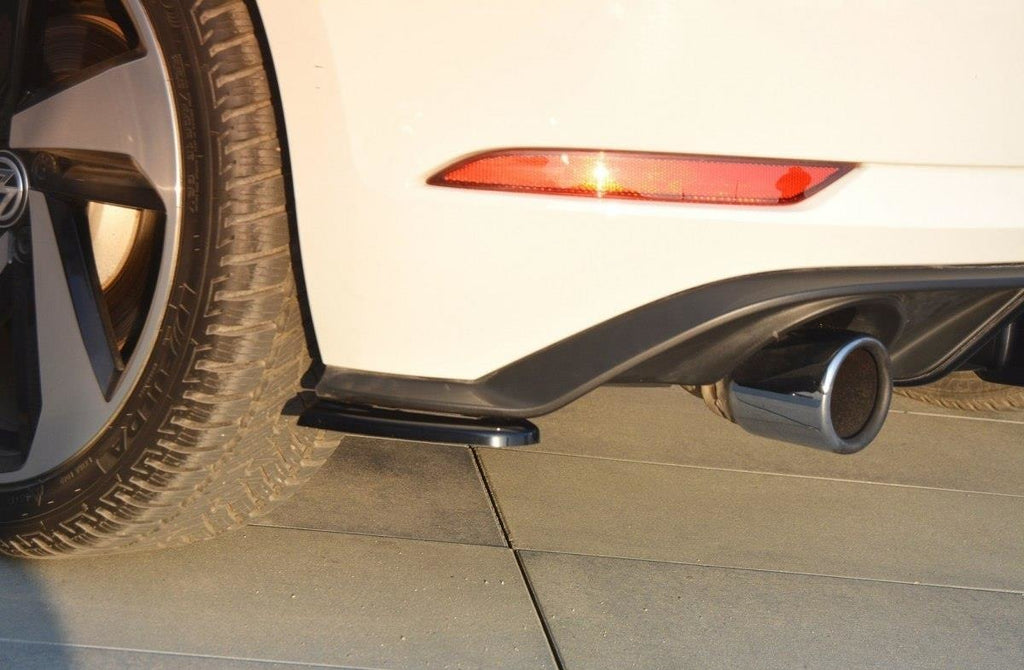 Maxton Design Heck Ansatz Flaps Diffusor passend für VW GOLF 7 GTI FACELIFT schwarz Hochglanz