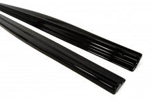 Laden Sie das Bild in den Galerie-Viewer, Maxton Design Seitenschweller Ansatz passend für BMW 1er F20/F21 M-Power  schwarz Hochglanz