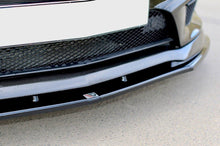 Laden Sie das Bild in den Galerie-Viewer, Maxton Design Front Ansatz passend für v.2 MERCEDES CLA 45 AMG C117 (vor Facelift) schwarz Hochglanz