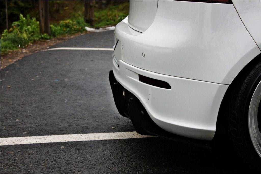 Maxton Design Diffusor Heck Ansatz passend für Heckschürze passend für VW GOLF 5 R32