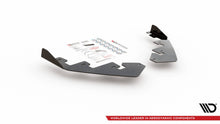 Laden Sie das Bild in den Galerie-Viewer, Maxton Design Flaps BMW M135i F20 schwarz Hochglanz