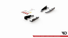 Laden Sie das Bild in den Galerie-Viewer, Maxton Design Side Flaps BMW 1er F20 M135i / M140i / M-Paket schwarz Hochglanz