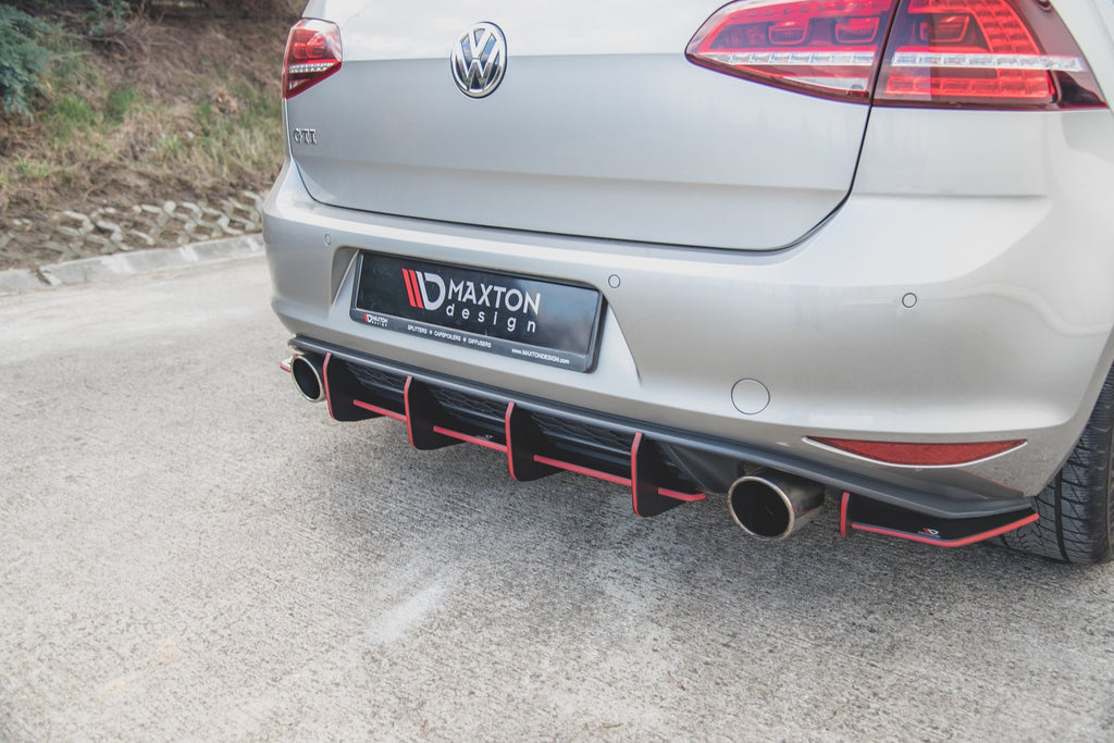 Maxton Design Robuste Racing Heckschürze passend für V.1 VW Golf 7 GTI