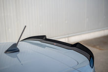 Laden Sie das Bild in den Galerie-Viewer, Maxton Design Spoiler CAP passend für V.2 Ford Fiesta Mk8 ST / ST-Line schwarz Hochglanz