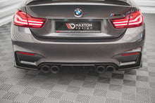 Laden Sie das Bild in den Galerie-Viewer, Maxton Design Heck Ansatz Flaps Diffusor V.3 für BMW M4 F82 schwarz Hochglanz