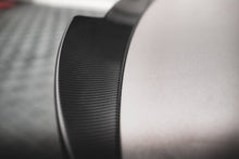 Laden Sie das Bild in den Galerie-Viewer, Maxton Design Carbon Fiber Heckklappenspoiler BMW M4 G82