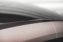 Laden Sie das Bild in den Galerie-Viewer, Maxton Design Carbon Fiber Dachschienen Spoiler BMW M4 G82
