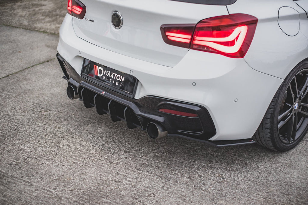 Maxton Design Robuste Racing Heckschürze V.4 für BMW M140i