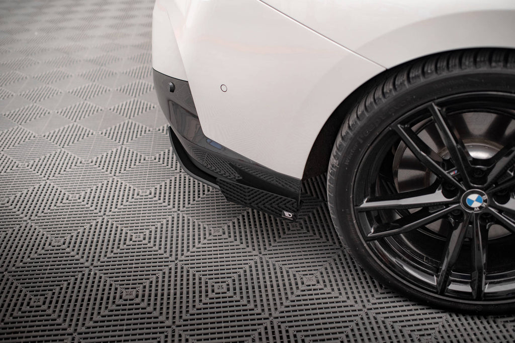 Maxton Design Hintere Seiten Flaps für BMW 2 Coupe M-Paket G42 schwarz Hochglanz