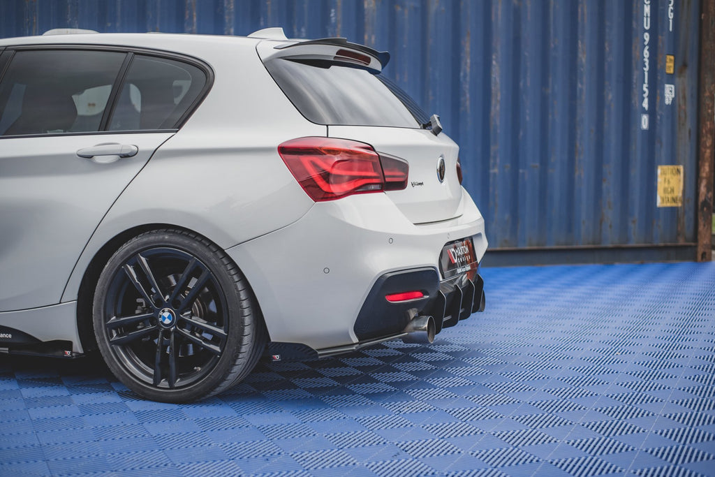 Maxton Design Robuste Racing Heck Ansatz Flaps Diffusor V.2 +Flaps für BMW 1er F20 M140i  schwarz Hochglanz