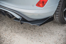Laden Sie das Bild in den Galerie-Viewer, Maxton Design Robuster Racing Diffusor Heck Ansatz passend für + Flaps passend für Ford Fiesta Mk8 ST / ST-Line schwarz Hochglanz