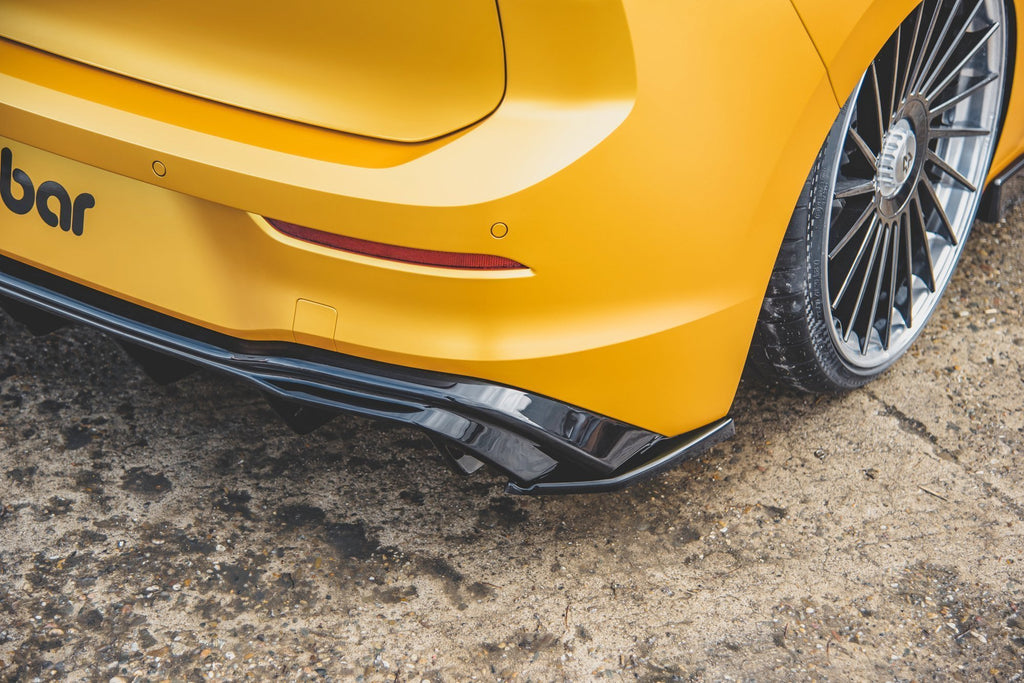Maxton Design Heck Ansatz Flaps Diffusor passend für VW Golf 8  schwarz Hochglanz
