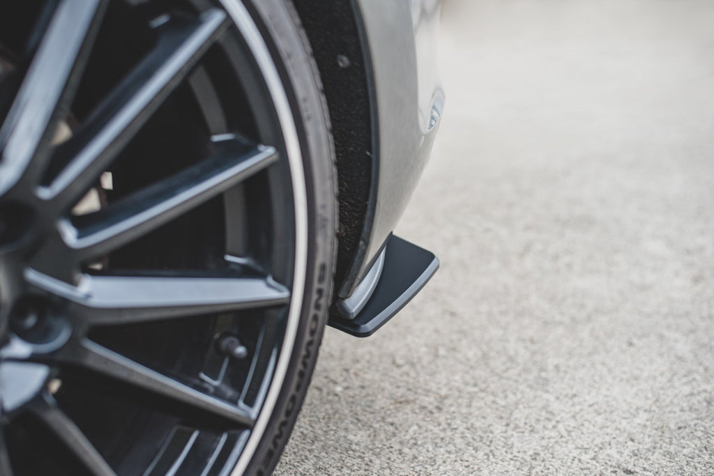 Maxton Design Robuster Racing Heck Ansatz Flaps Diffusor passend für L + R V.1 VW Golf 7 GTI