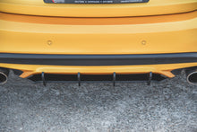 Laden Sie das Bild in den Galerie-Viewer, Maxton Design Robuste Racing Heckschürze passend für Ford Focus ST Mk4