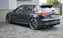 Laden Sie das Bild in den Galerie-Viewer, Maxton Design Seitenschweller Ansatz passend für Audi RS3 8V FL Sportback schwarz Hochglanz