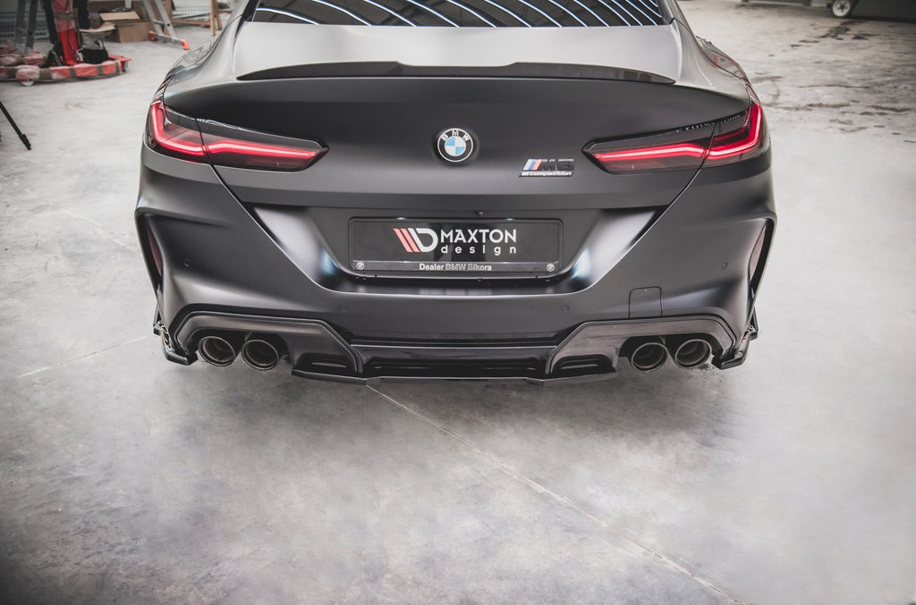Maxton Design Mittlerer Diffusor Heck Ansatz für BMW M8  Gran Coupe F93 schwarz Hochglanz