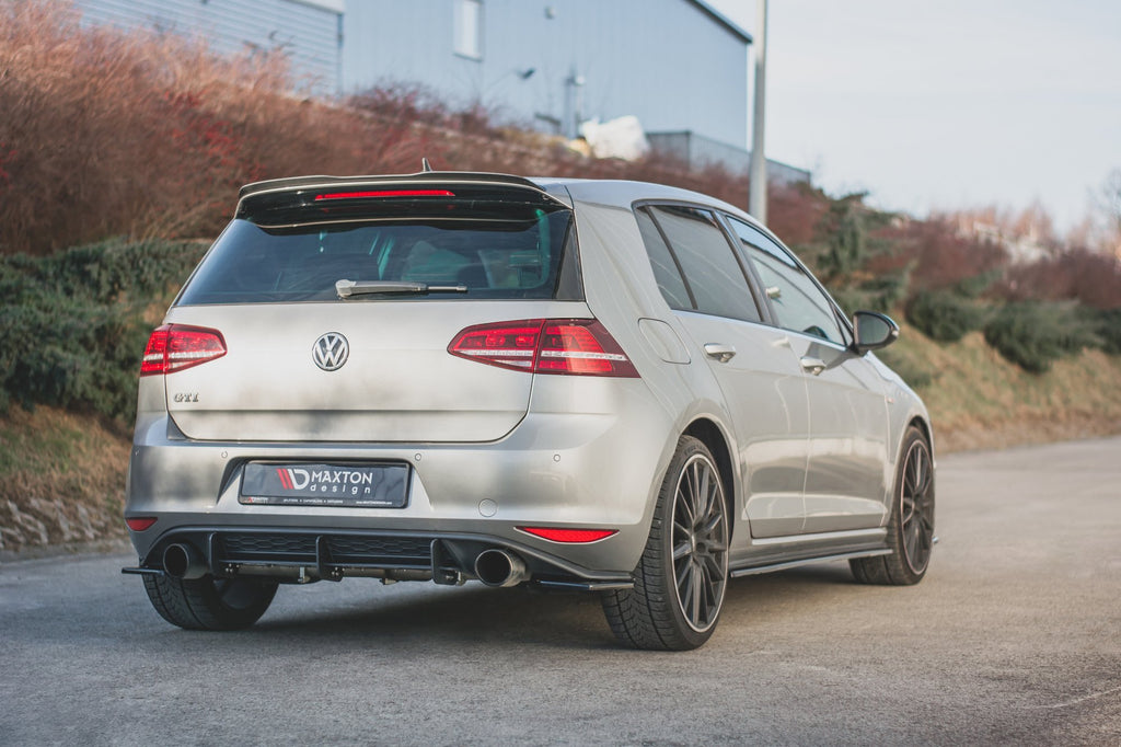 Maxton Design Heck Ansatz Flaps Diffusor passend für V.2 VW Golf 7 GTI  schwarz Hochglanz