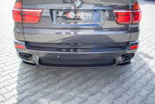 Laden Sie das Bild in den Galerie-Viewer, Maxton Design Heck Ansatz Flaps Diffusor passend für BMW X5 E70 Facelift M Paket schwarz Hochglanz