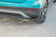 Laden Sie das Bild in den Galerie-Viewer, Maxton Design Mittlerer Diffusor Heck Ansatz passend für Volkswagen T-Cross schwarz Hochglanz