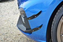 Laden Sie das Bild in den Galerie-Viewer, Maxton Design Stoßstangen Wings passend für FORD FOCUS MK4 ST-LINE