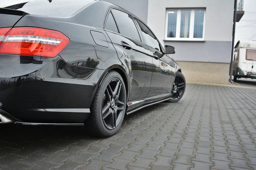 Maxton Design Seitenschweller Ansatz passend für Mercedes E63 AMG W212  schwarz Hochglanz