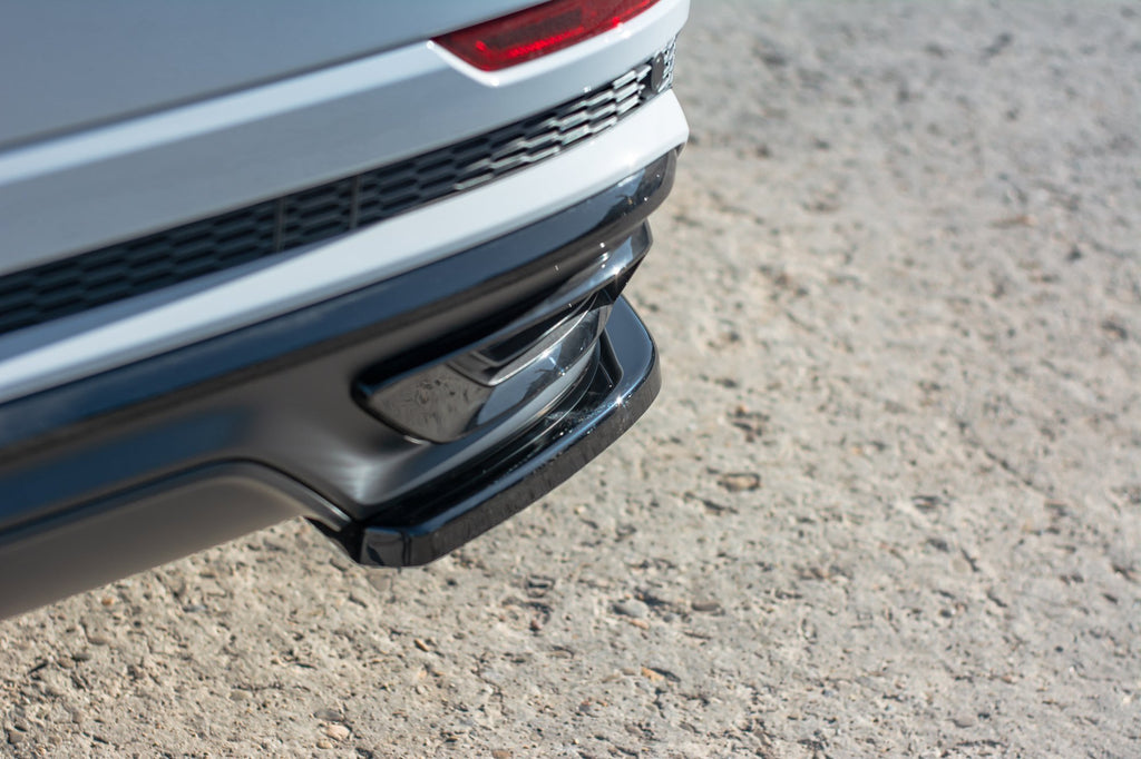 Maxton Design Heck Ansatz Flaps Diffusor passend für Audi Q8 S-line schwarz Hochglanz