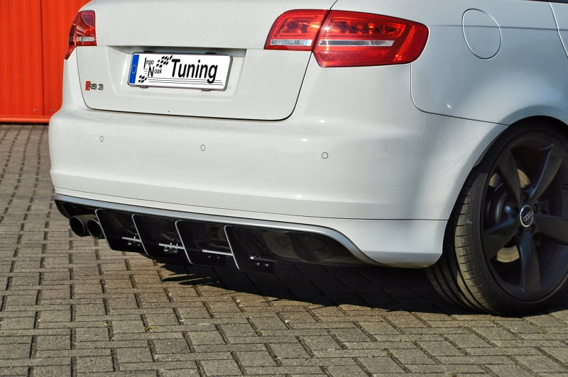 Ingo Noak Gefräßter Heckansatz  mit Finnen für Audi RS3, Typ 8PA,