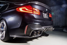 Laden Sie das Bild in den Galerie-Viewer, 3DDesign Carbon Diffusor 2teilig für BMW F90 M5