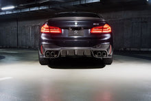 Laden Sie das Bild in den Galerie-Viewer, 3DDesign Carbon Diffusor 2teilig für BMW F90 M5