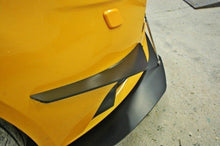 Laden Sie das Bild in den Galerie-Viewer, Maxton Design Stoßstangen Wings passend für FOCUS ST MK3 VORFL VERSION 1