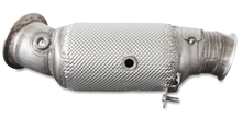 Laden Sie das Bild in den Galerie-Viewer, HJS 300 Zellen Downpipe mit ECE-Zulassung für BMW M2 F87