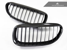 Laden Sie das Bild in den Galerie-Viewer, AutoTecknic Carbon Frontgrill - E63 Coupe