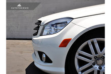 Laden Sie das Bild in den Galerie-Viewer, AutoTecknic Stealth schwarz Front Grill - W204 C-Klasse