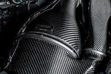Laden Sie das Bild in den Galerie-Viewer, Eventuri Carbon Ansaugsystem für Audi B9 RS4/RS5