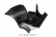 Laden Sie das Bild in den Galerie-Viewer, Eventuri Carbon Upgrade Duct für N55 Intake