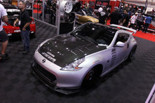 Laden Sie das Bild in den Galerie-Viewer, Seibon Carbon Seitenschweller für Nissan 370Z 2009 - 2010 NS-Style