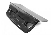 Laden Sie das Bild in den Galerie-Viewer, Seibon Carbon Heckdeckel für BMW 3er F30|F80 Limousine 2012 - 2018 CSL-Style