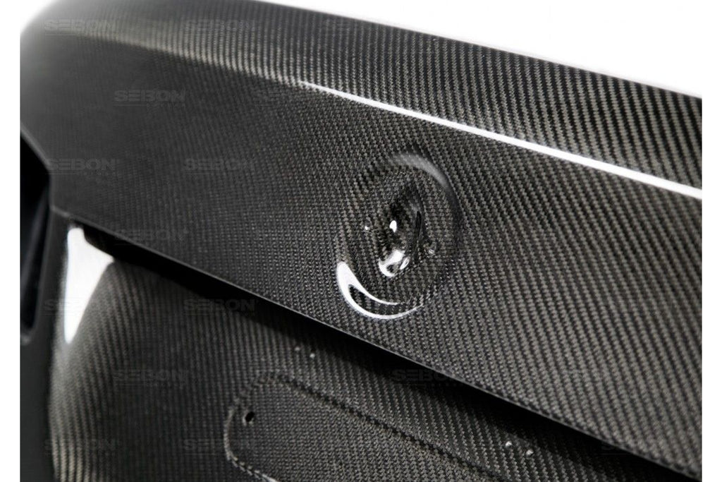 Seibon Carbon Heckdeckel für BMW 5er F10 und M5 Limousine 2011-2016 OE-Style