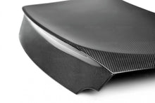 Laden Sie das Bild in den Galerie-Viewer, Seibon Carbon Heckdeckel für Nissan Skyline R35 GT-R 2009 - 2015 CSL-Style
